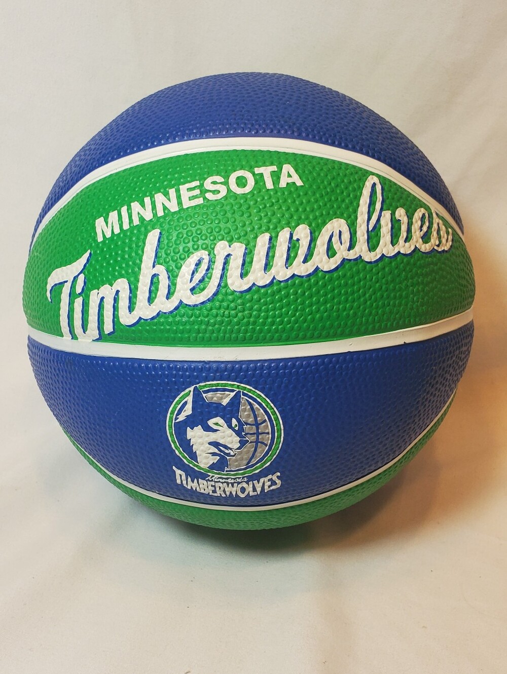Minnesota Timberwolves Retro Hardwood Classics Mini Basketball Wilson Size 3